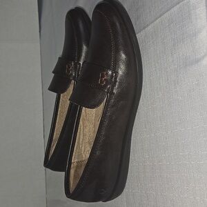 Life Stride Active Arch  Dark Brown  Womens Size 11 Loafers